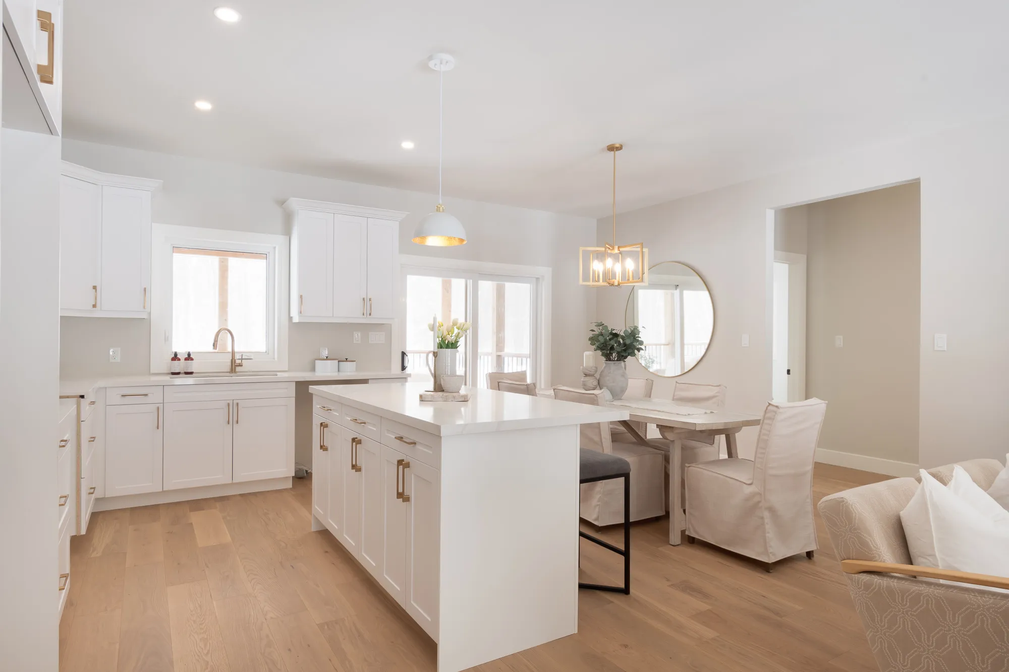 Kitchen and dining area